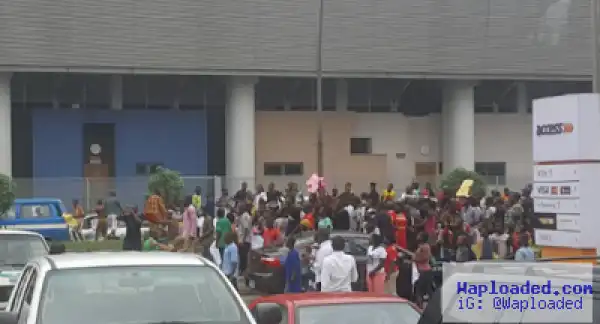 Rivers: Police uses teargas to disperse protesting owners of demolished houses